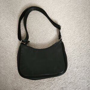 H&M black leather shoulder bag with adjustable straps
